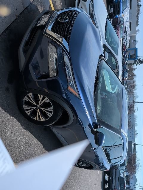 Used 2021 Nissan Rogue SV w/ Premium Package image 8