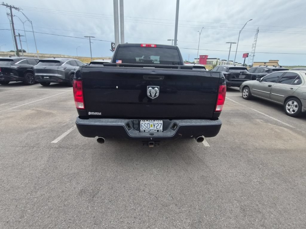 Used 2014 RAM 1500 Express RWD image 6