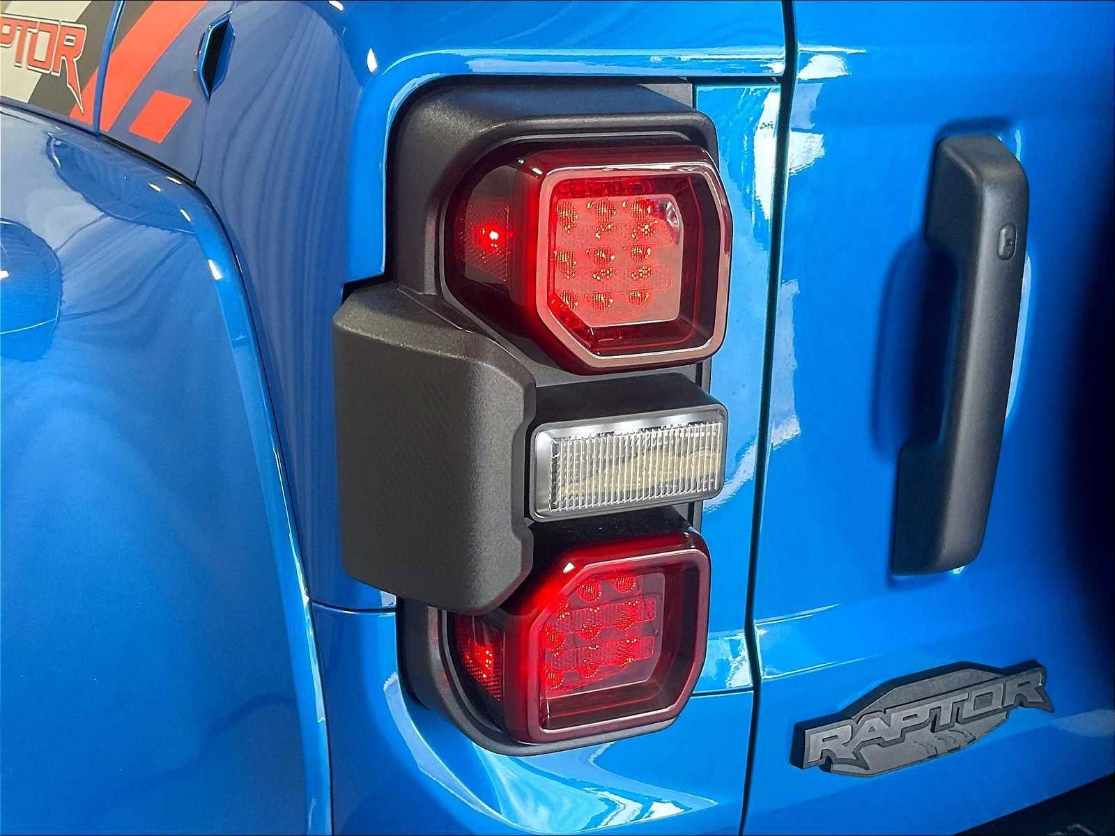 Used 2024 Ford Bronco Raptor image 33