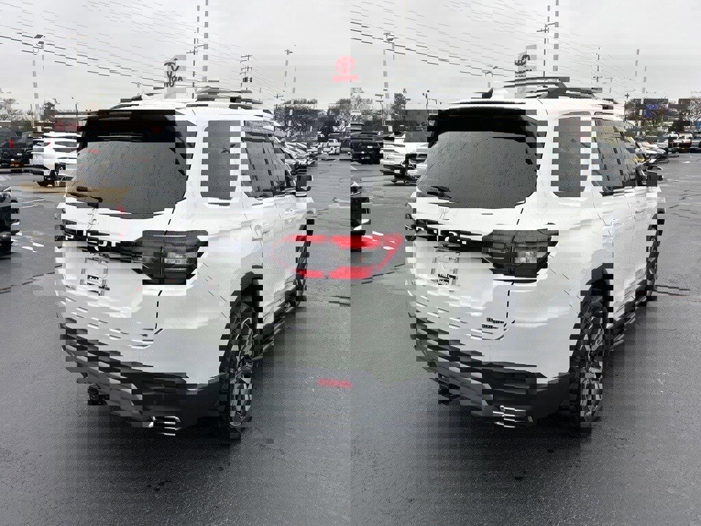 Used 2025 Honda Pilot Touring image 22