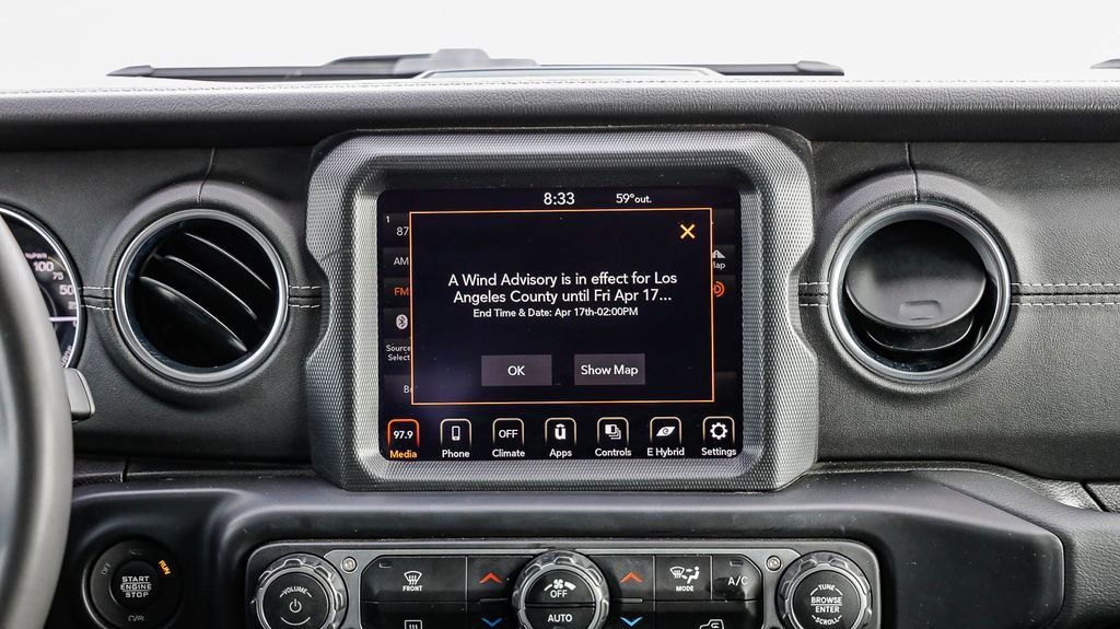 Used 2023 Jeep Wrangler Unlimited Sahara AWD/4WD image 17