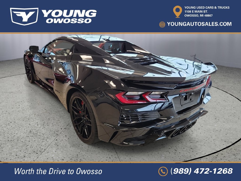 Used 2023 Chevrolet Corvette Z06 w/ Battery Protection Package RWD image 4