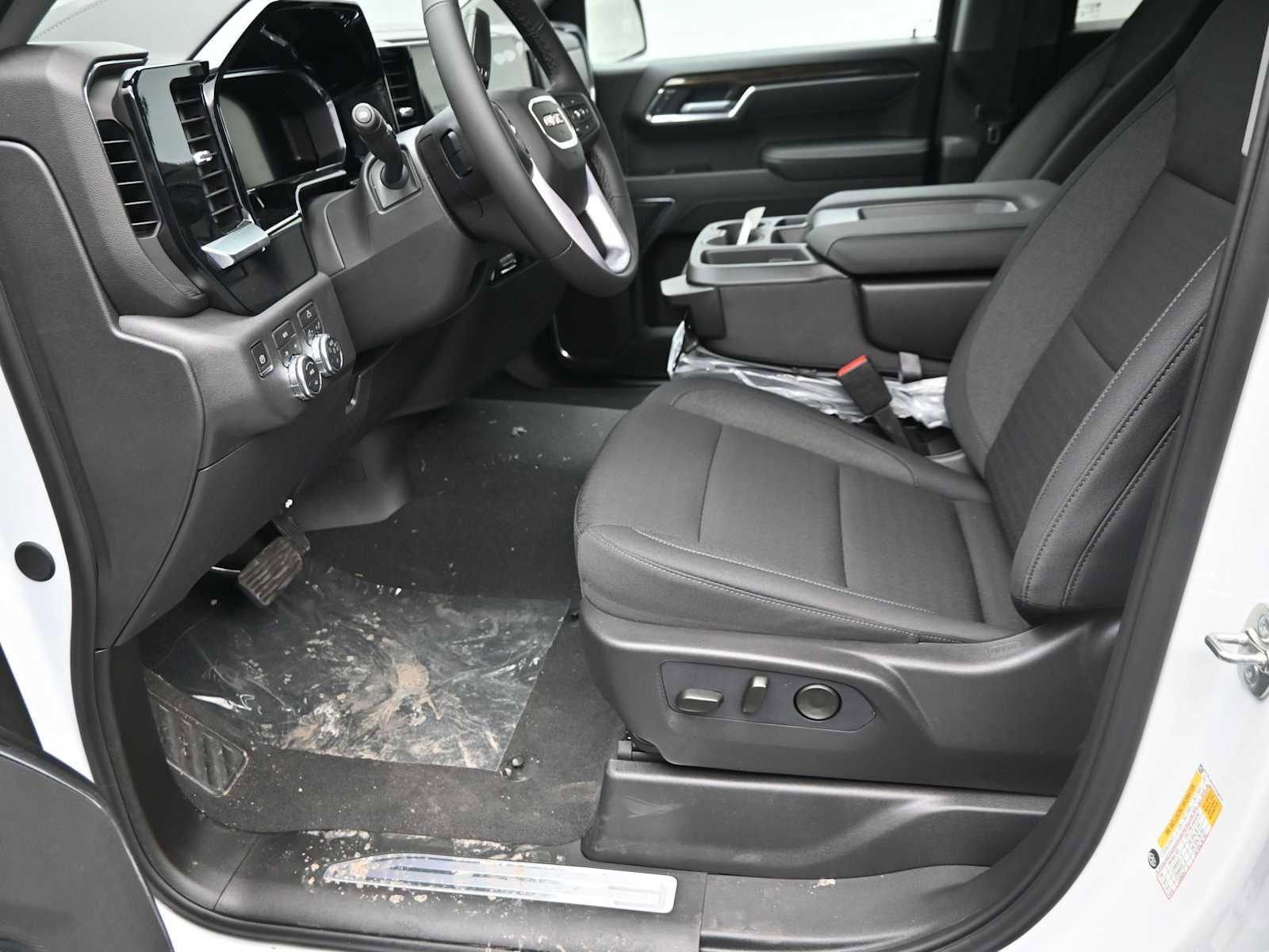 New 2026 GMC Sierra 1500 Elevation image 10