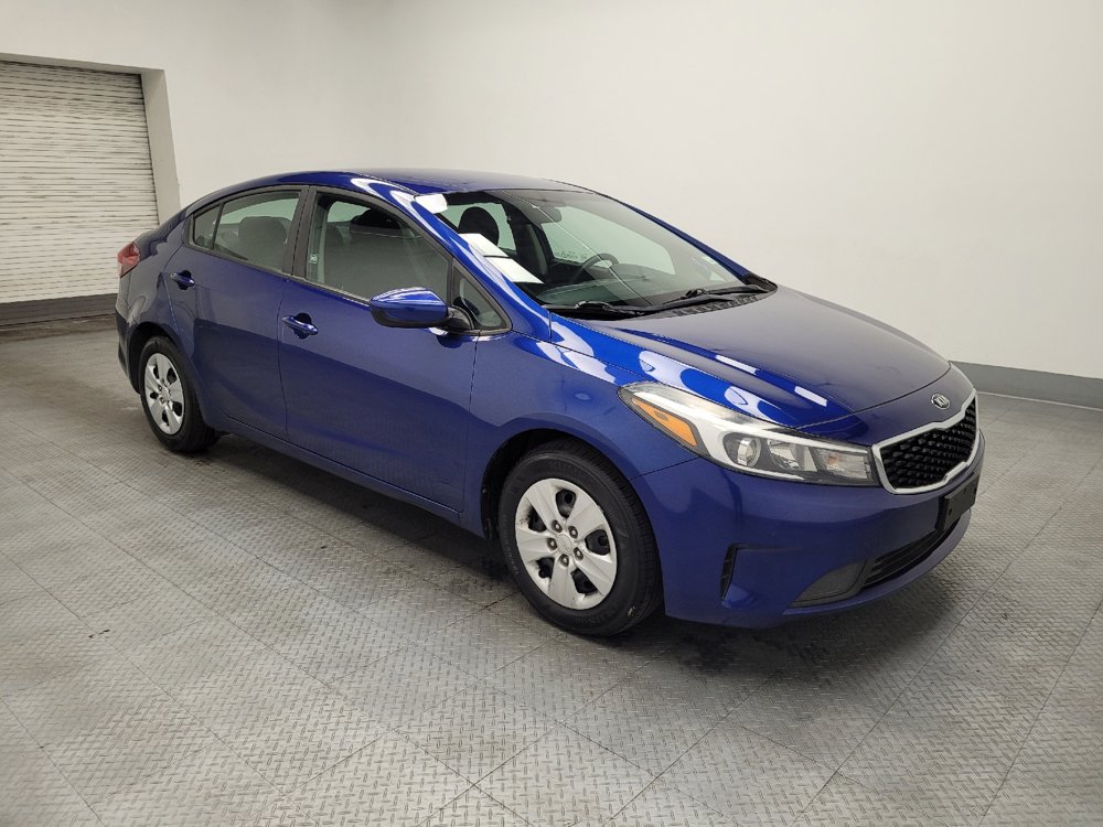 Used 2018 Kia Forte LX w/ LX Rear Camera Package image 11