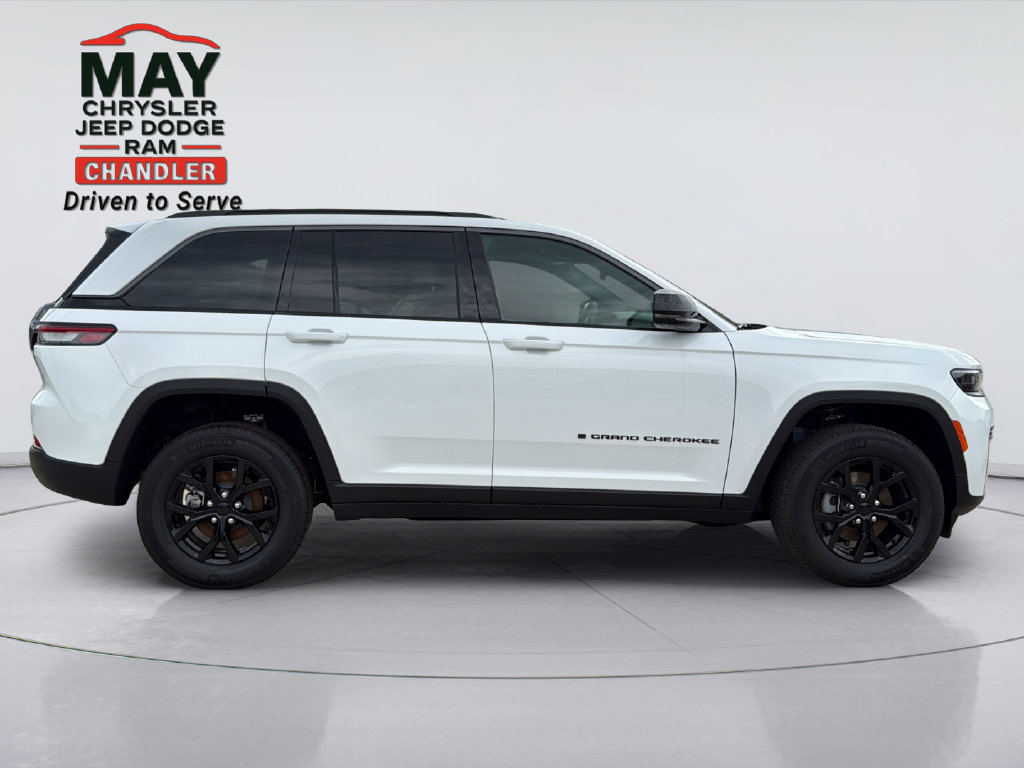 New 2026 Jeep Grand Cherokee Altitude AWD/4WD image 8