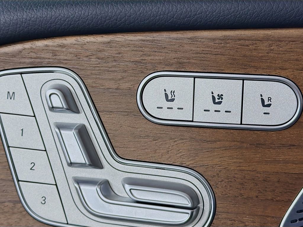 Used 2024 Mercedes-Benz GLE 450 4MATIC image 24