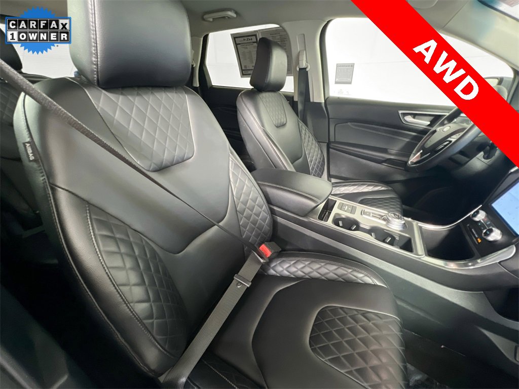 Used 2024 Ford Edge Titanium image 26