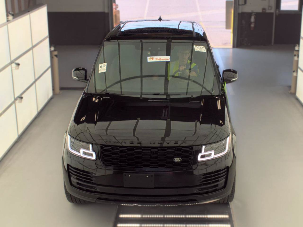 Used 2020 Land Rover Range Rover HSE AWD/4WD image 5