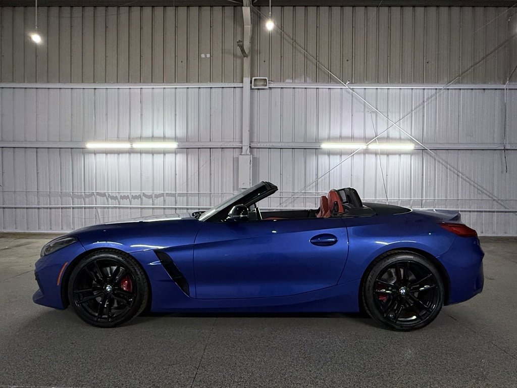 Used 2024 BMW Z4 M40i w/ Premium Package image 15