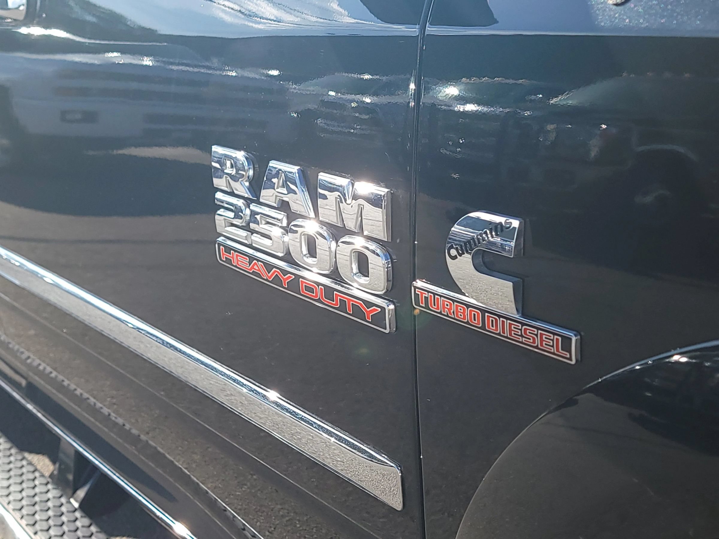 Used 2016 RAM 2500 Laramie RWD image 8