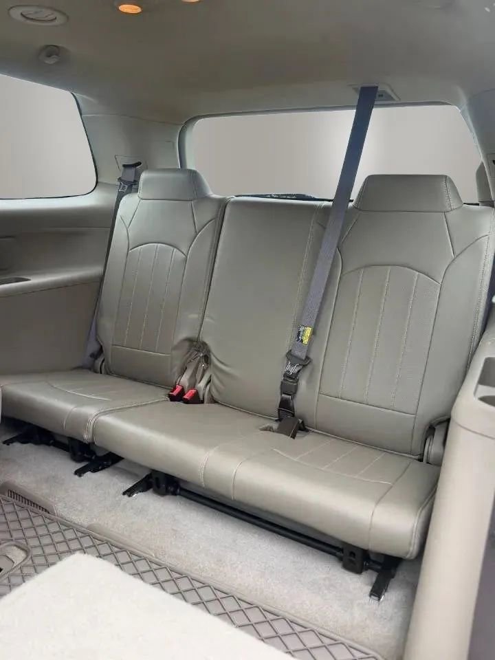Used 2016 GMC Acadia Denali AWD/4WD image 9