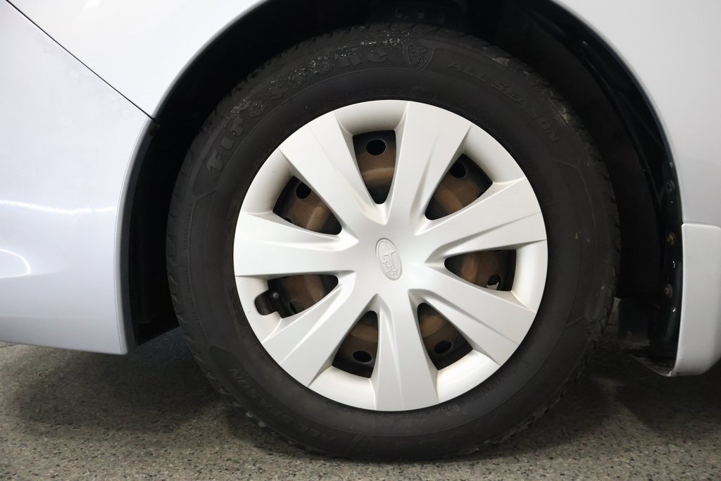 Used 2013 Subaru Impreza 2.0i image 5