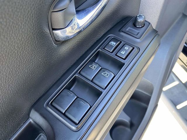 Used 2021 Nissan Titan PRO-4X w/ Off Road Protection Package image 17