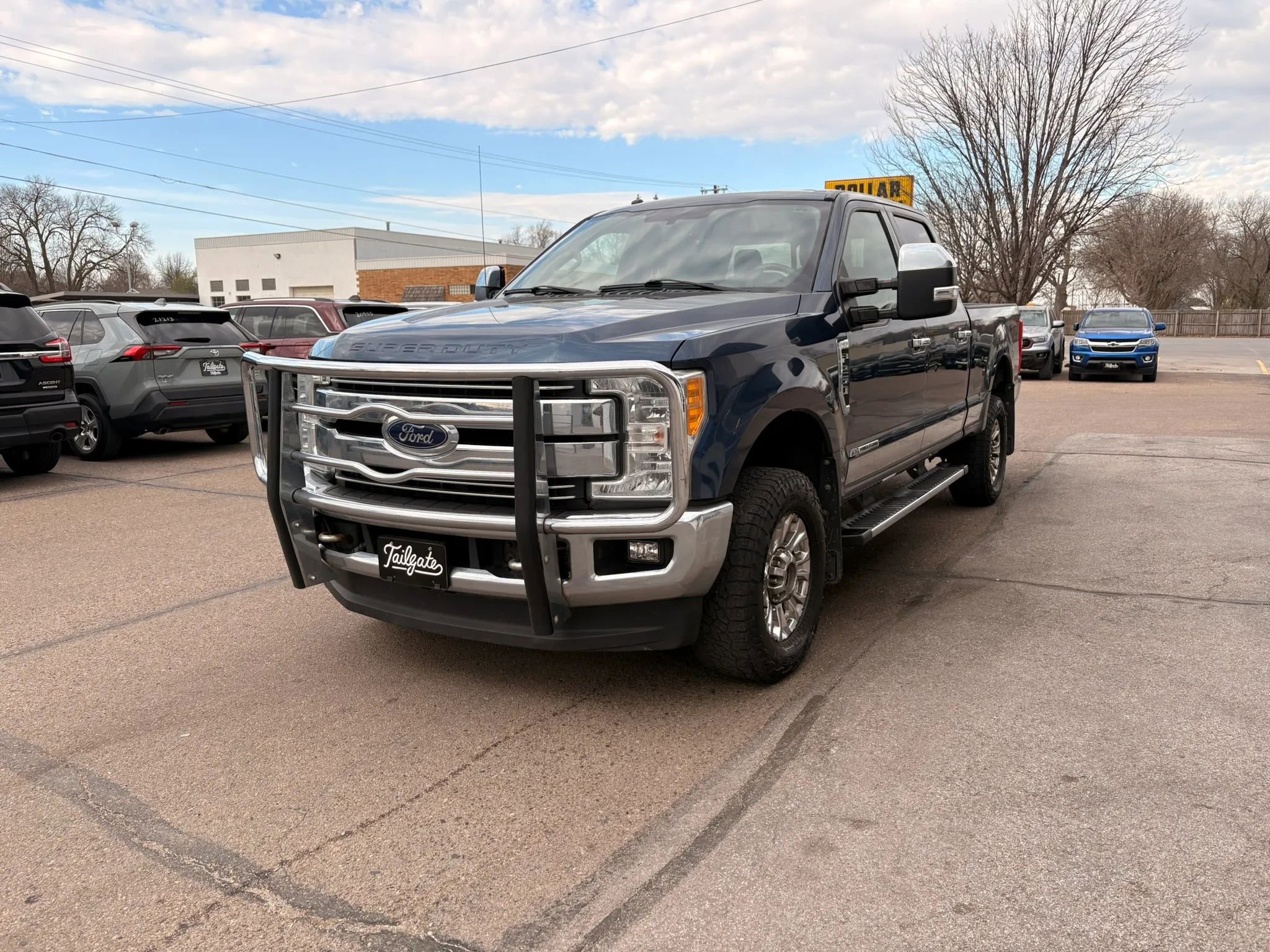 Used 2017 Ford F250 Lariat w/ Chrome Package image 4