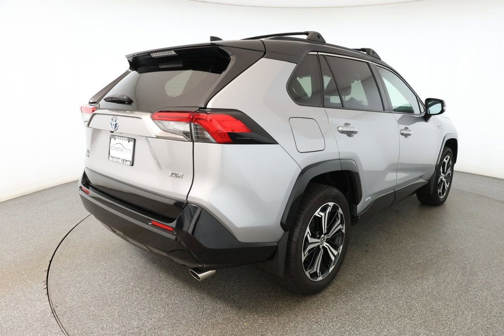 Used 2022 Toyota RAV4 XSE image 4