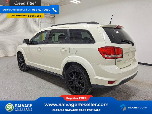 Used 2019 Dodge Journey SE w/ Connectivity Group FWD image 3