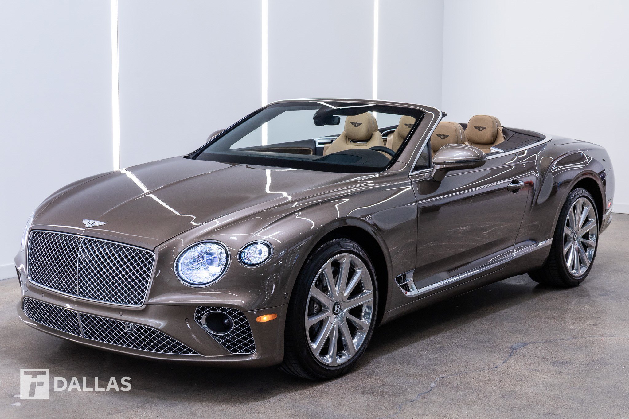 Used 2020 Bentley Continental GT AWD/4WD image 2