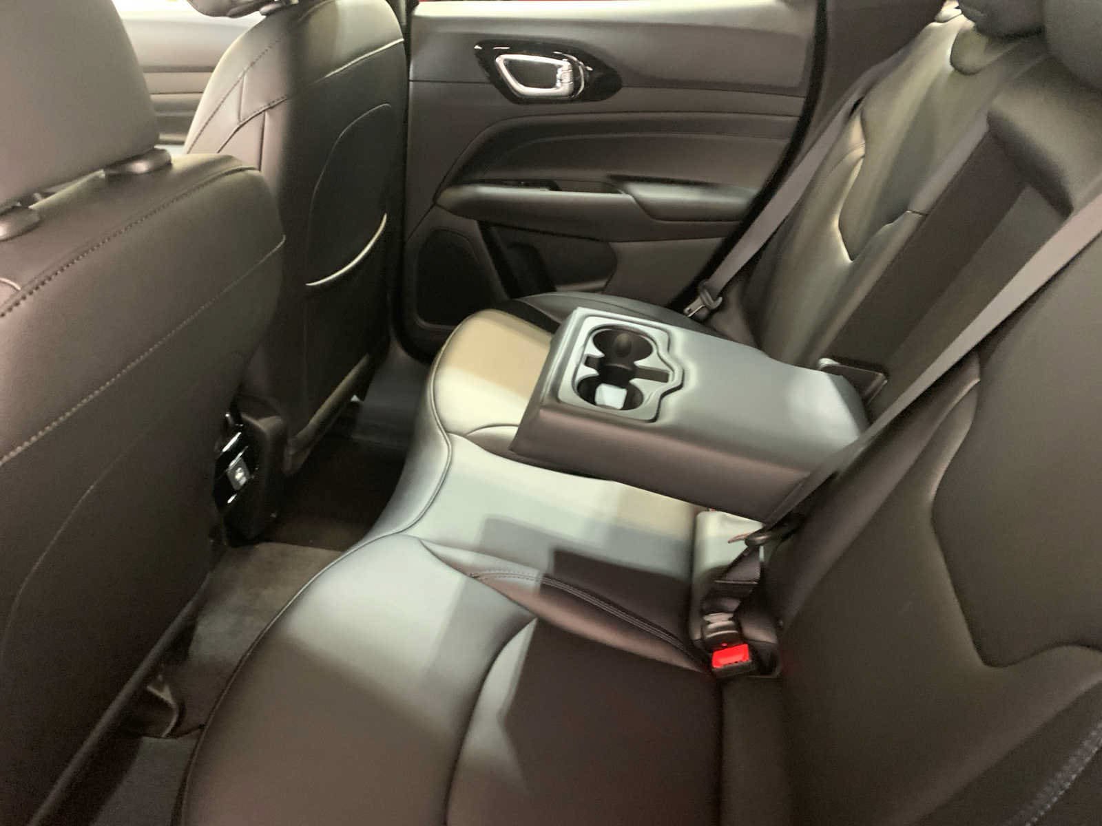 New 2026 Jeep Compass Limited AWD/4WD image 9