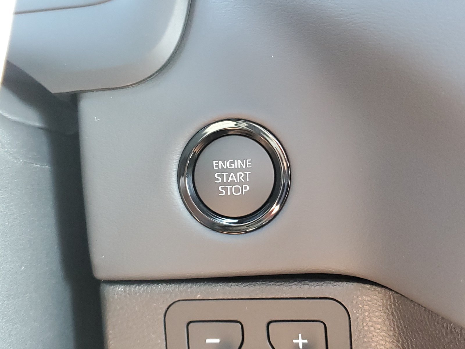 New 2026 Toyota Tundra Platinum AWD/4WD image 31