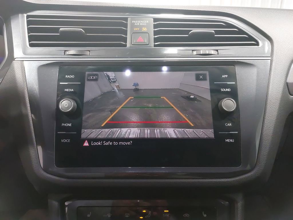 Used 2023 Volkswagen Tiguan SE image 24