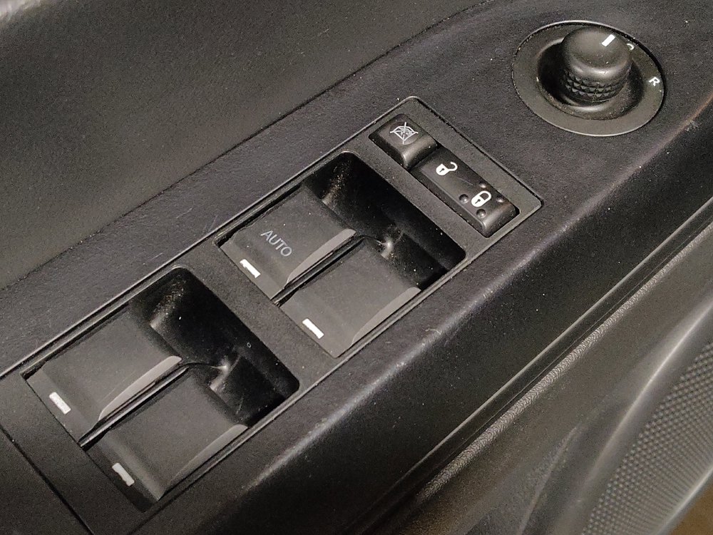 Used 2014 Jeep Compass Sport w/ Power Value Group image 27