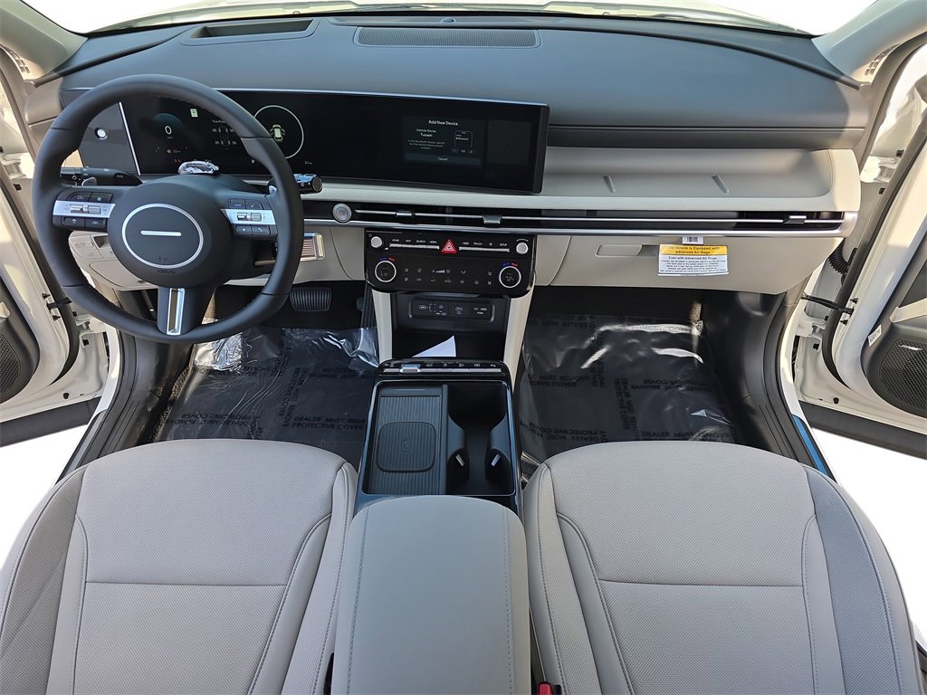 New 2025 Hyundai Tucson Limited image 9