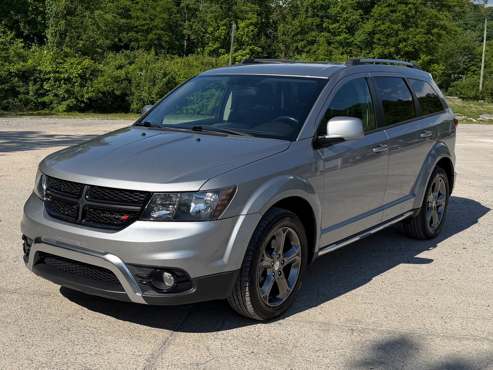 Used 2016 Dodge Journey Crossroad w/ Popular Equipment Group FWD image 2
