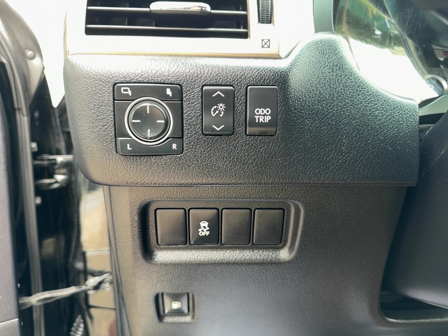 Used 2013 Lexus GX 460 AWD/4WD image 15