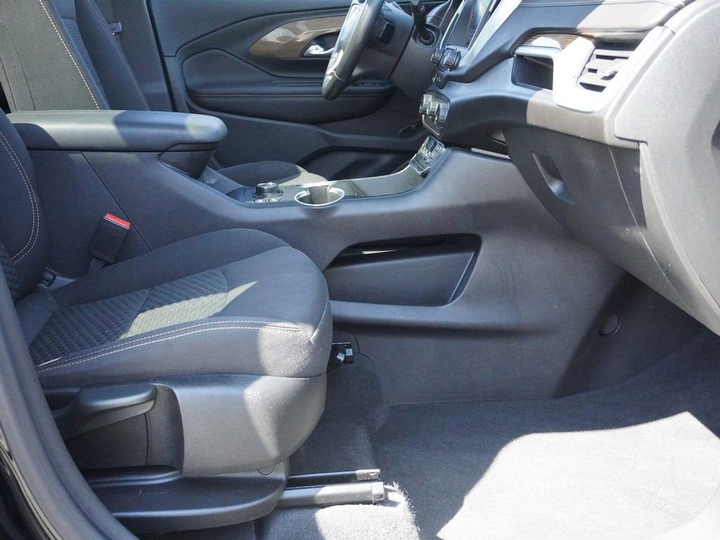 Used 2020 GMC Terrain SLE w/ Driver Convenience Package image 28