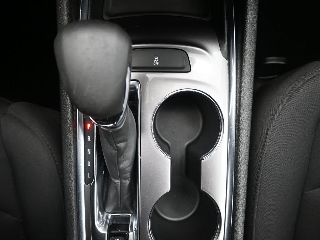 Used 2023 Chevrolet Malibu LT image 9