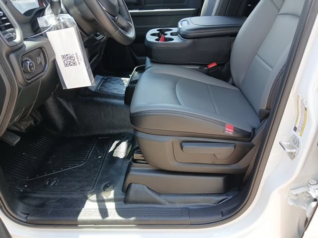 New 2026 RAM 3500 Tradesman AWD/4WD image 29