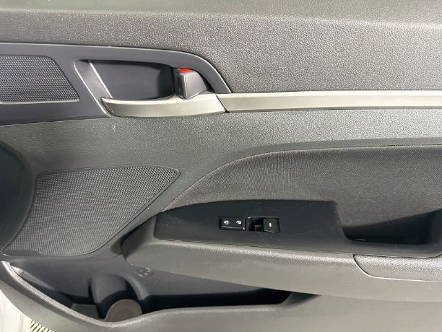 Used 2020 Hyundai Elantra SEL w/ Cargo Package (C1) FWD image 29