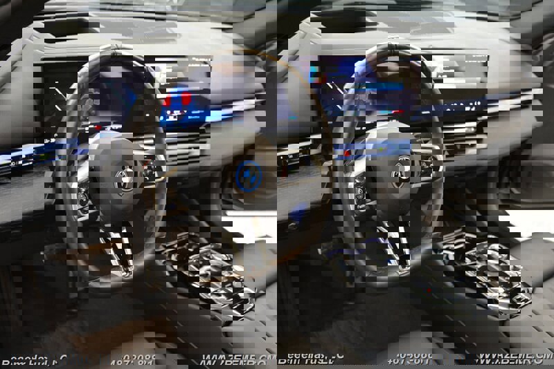 Used 2025 BMW i5 eDrive40i w/ M Sport Package image 14