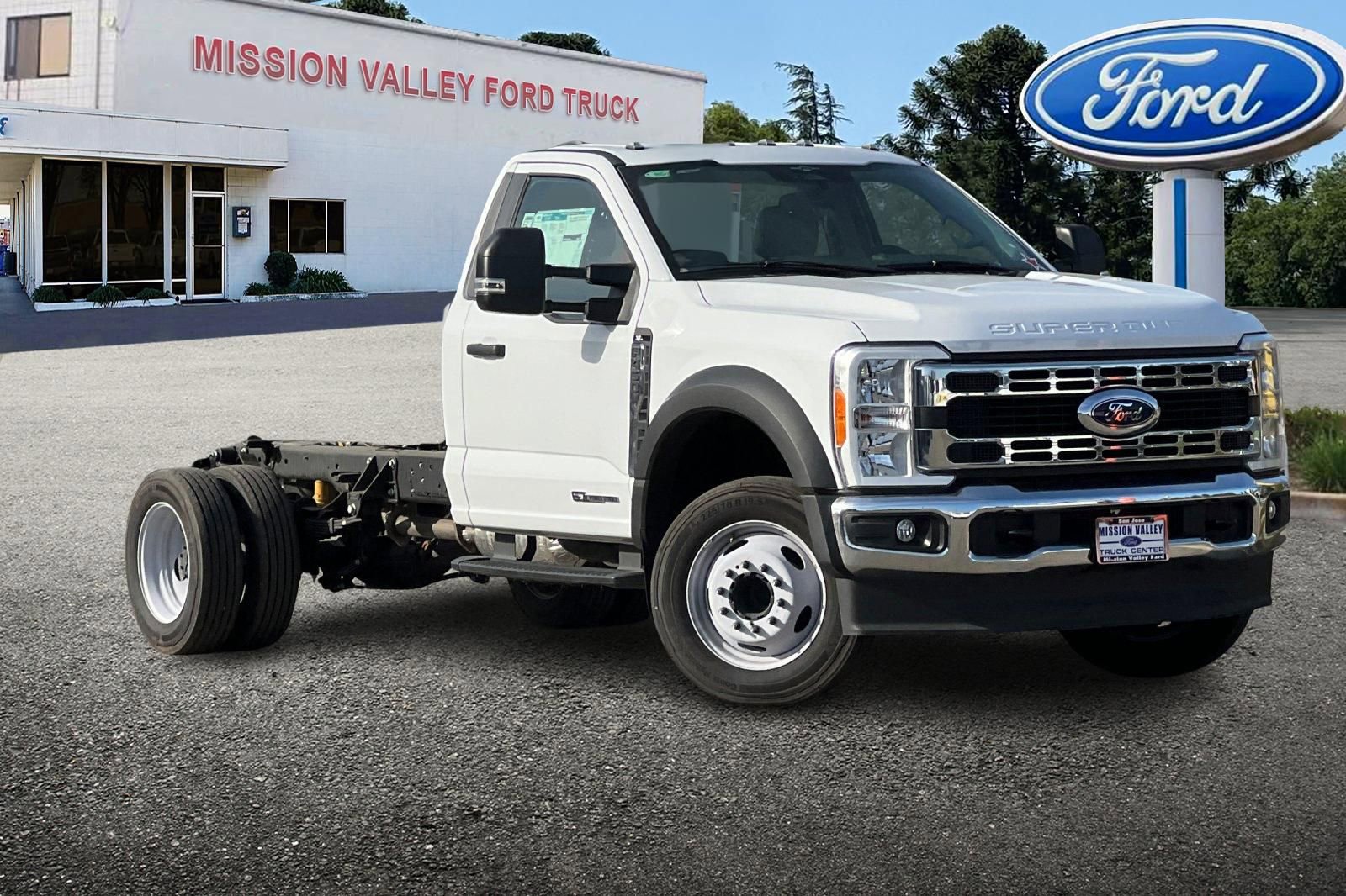 New 2023 Ford F450 XL w/ XL Chrome Package image 2