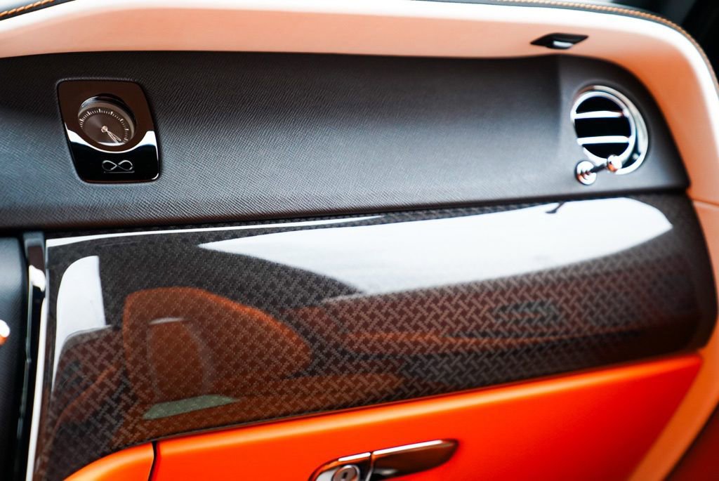 Certified 2024 Rolls-Royce Cullinan Black Badge w/ Driver's Package image 23