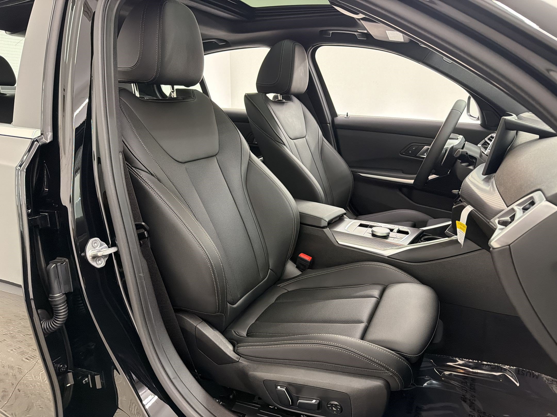 New 2026 BMW 330i Sedan w/ Premium Package RWD image 27