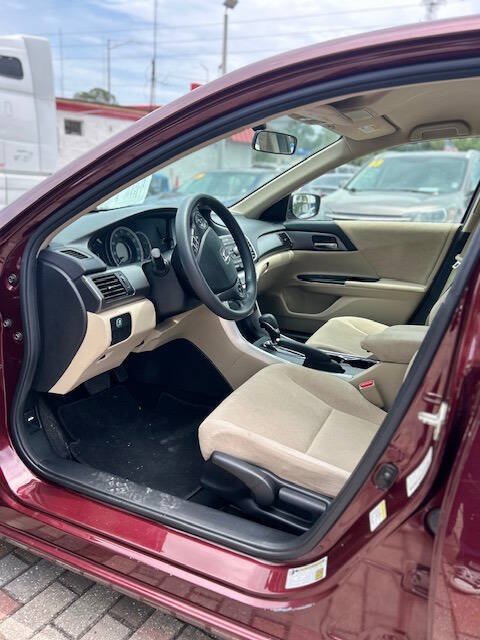 Used 2013 Honda Accord LX image 14
