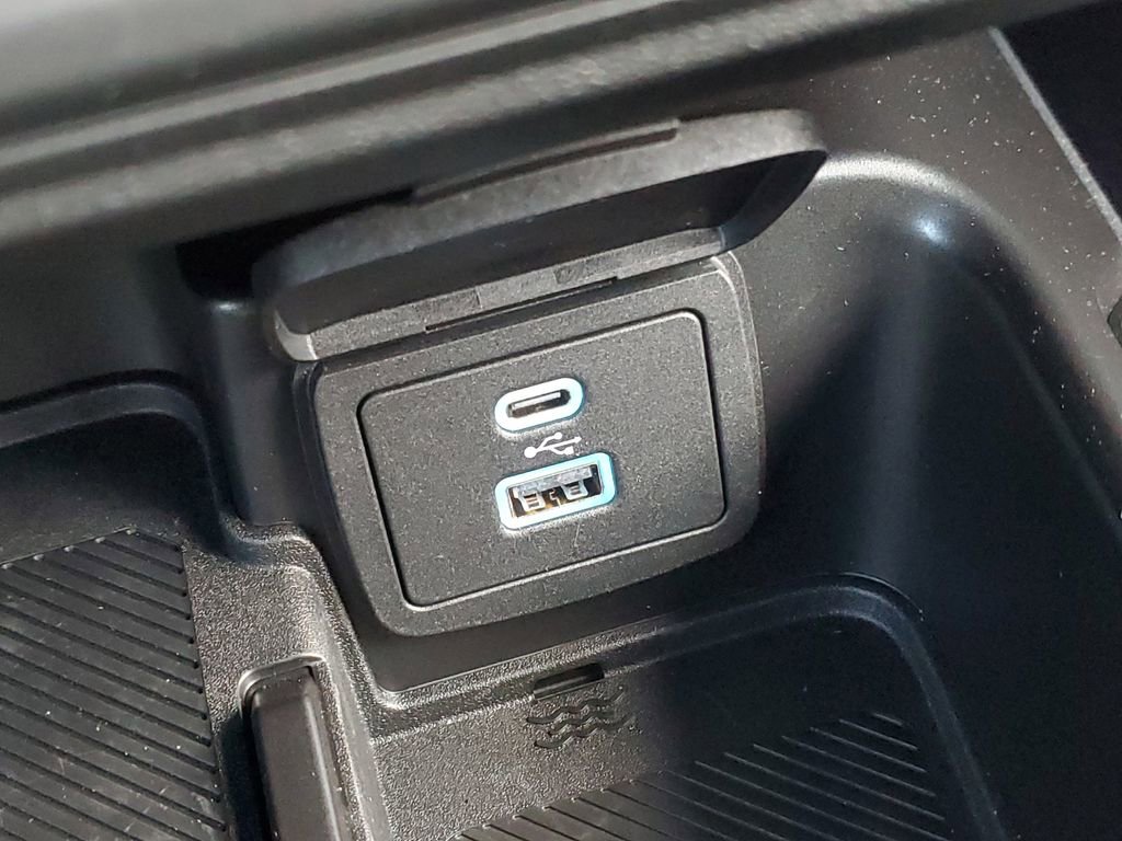 New 2025 Ford Bronco 4-Door image 17