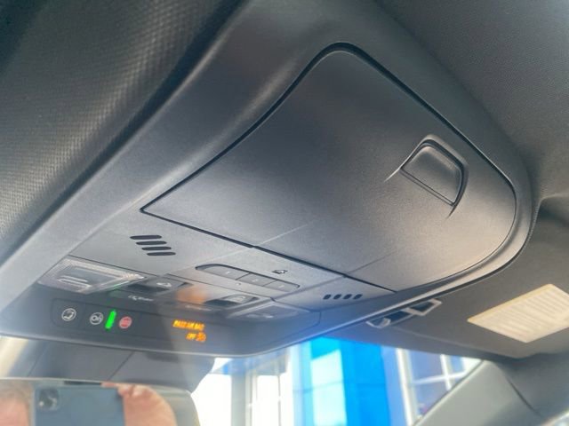 Used 2023 Cadillac XT4 Sport image 18