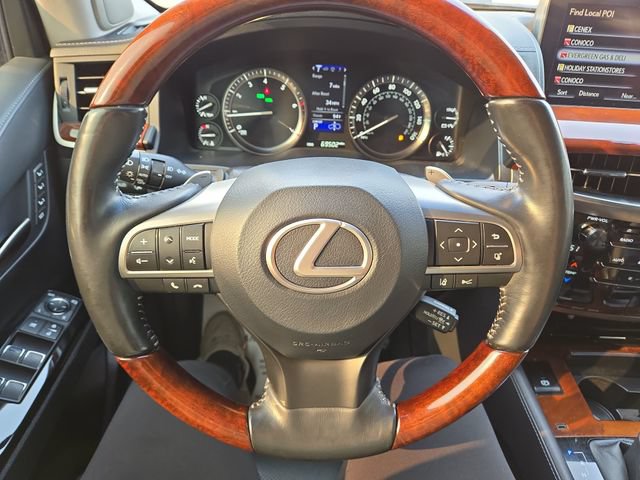 Used 2017 Lexus LX 570 4WD w/ Luxury Package image 18