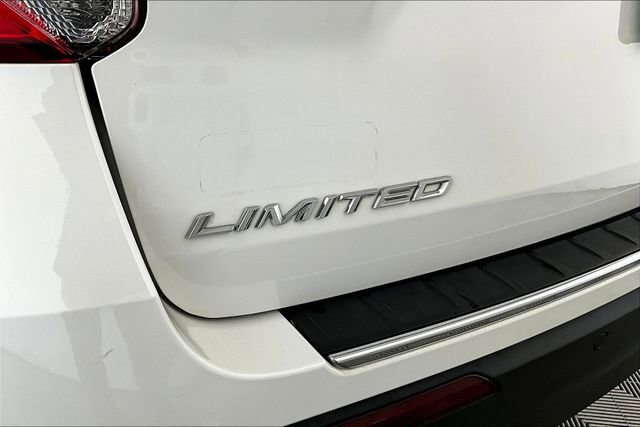 Used 2020 Ford Explorer Limited image 14