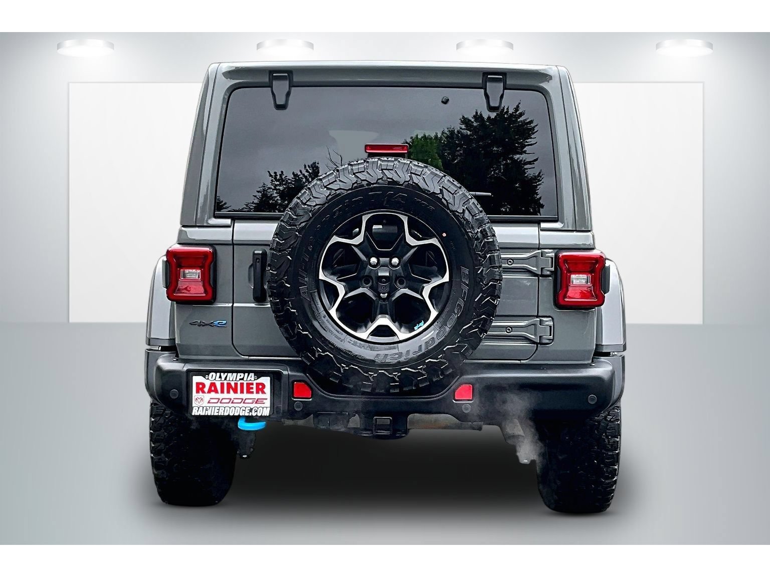 Used 2021 Jeep Wrangler Unlimited Rubicon 4xe w/ Steel Bumper Group AWD/4WD image 4