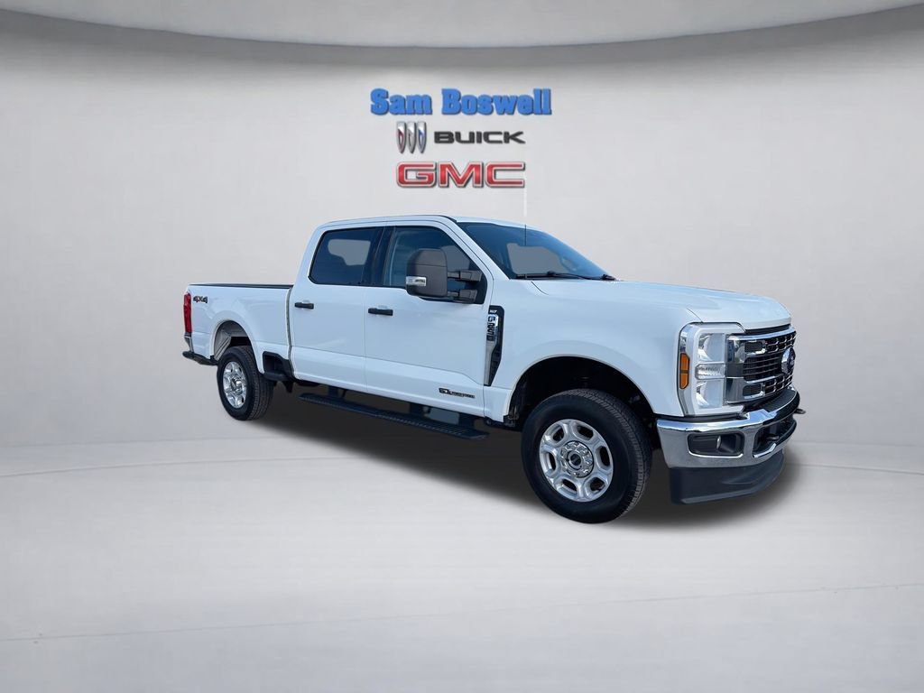 Used 2025 Ford F250 XLT AWD/4WD image 3