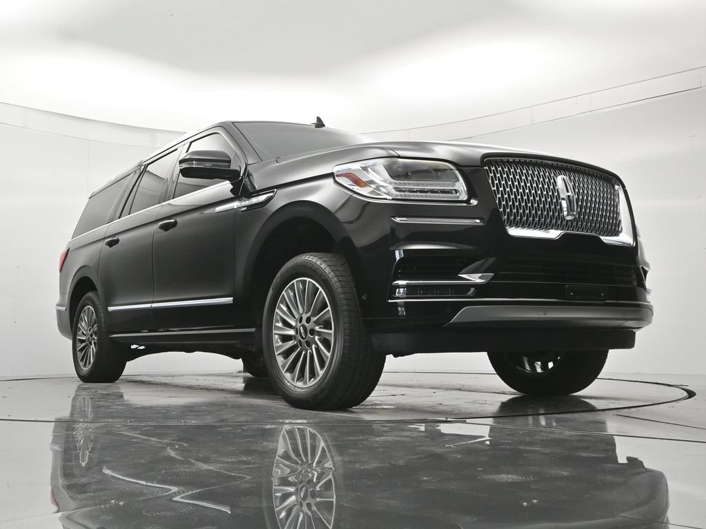 Used 2020 Lincoln Navigator L 4WD image 38