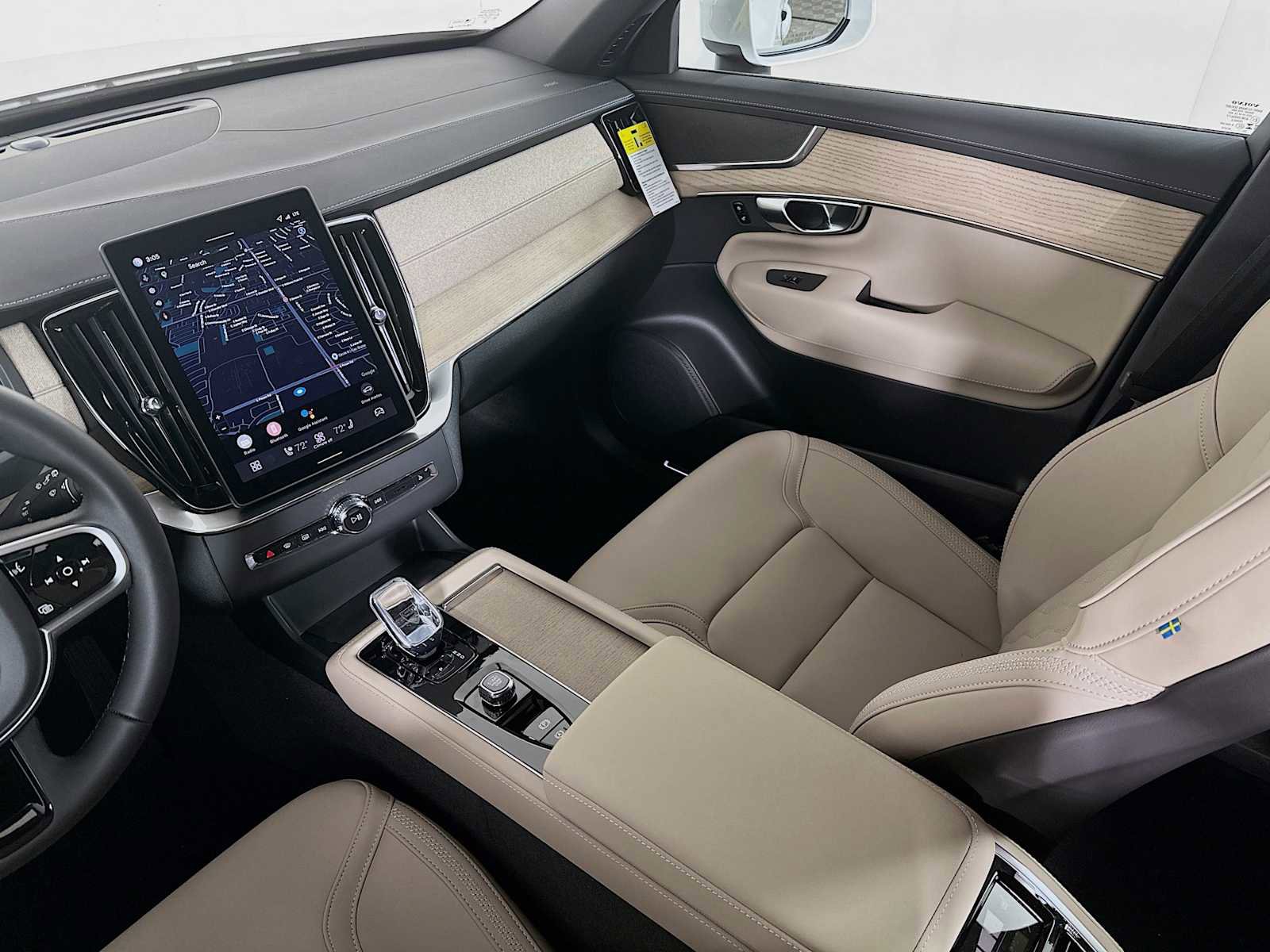 New 2026 Volvo XC90 B6 Core image 21