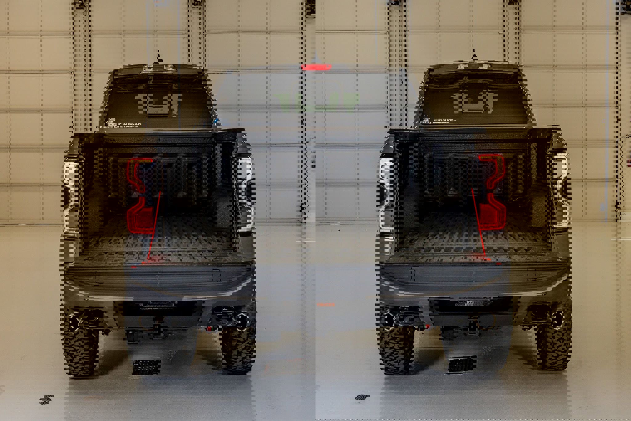 Used 2025 Ford Ranger Raptor image 9