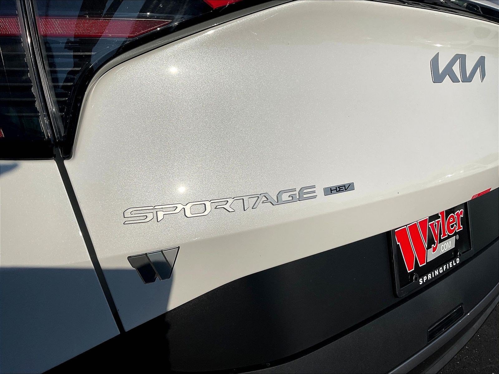 New 2027 Kia Sportage EX FWD image 14