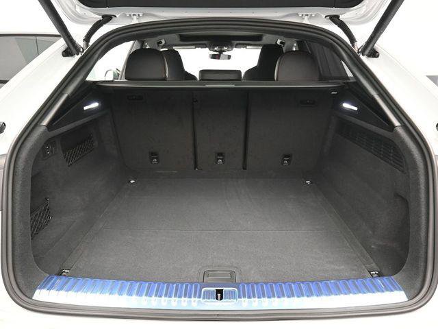New 2026 Audi SQ8 Prestige image 12
