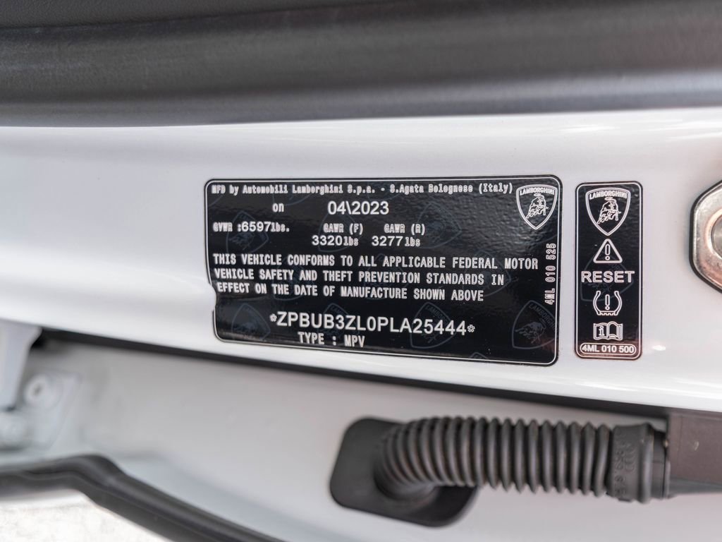 Used 2023 Lamborghini Urus S AWD/4WD image 47