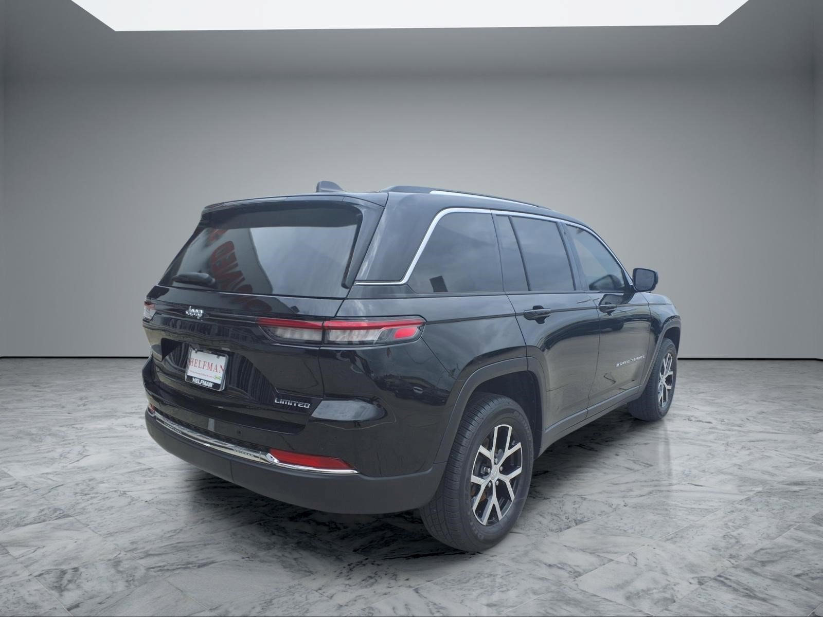 Used 2023 Jeep Grand Cherokee Limited RWD image 7